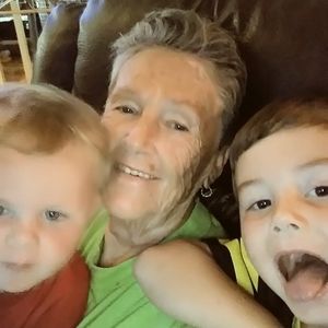 Meet your Posher, Teresa